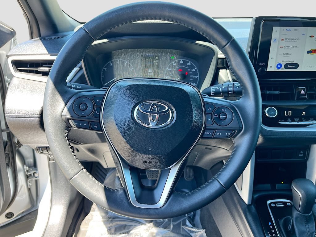 Used 2025 Toyota Corolla Cross AWD Hybrid image 11