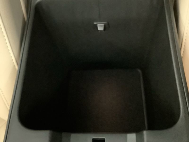 Used 2025 Jeep Grand Cherokee L Limited w/ Luxury Tech Group II image 24