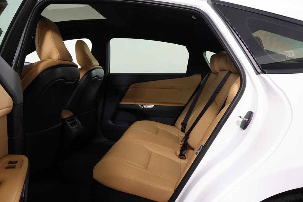 New 2026 Lexus ES 350e w/ Convenience Package FWD image 6