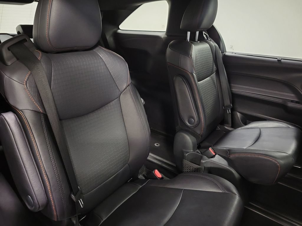 Used 2024 Toyota Sienna XSE AWD/4WD image 22