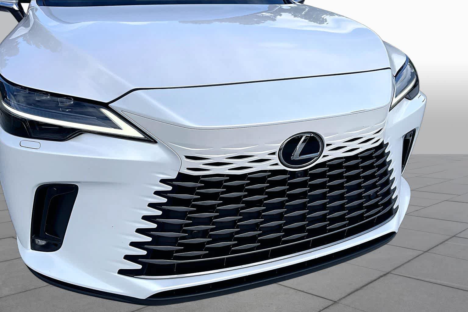 Used 2023 Lexus RX 350 FWD w/ Cold Area Package image 29