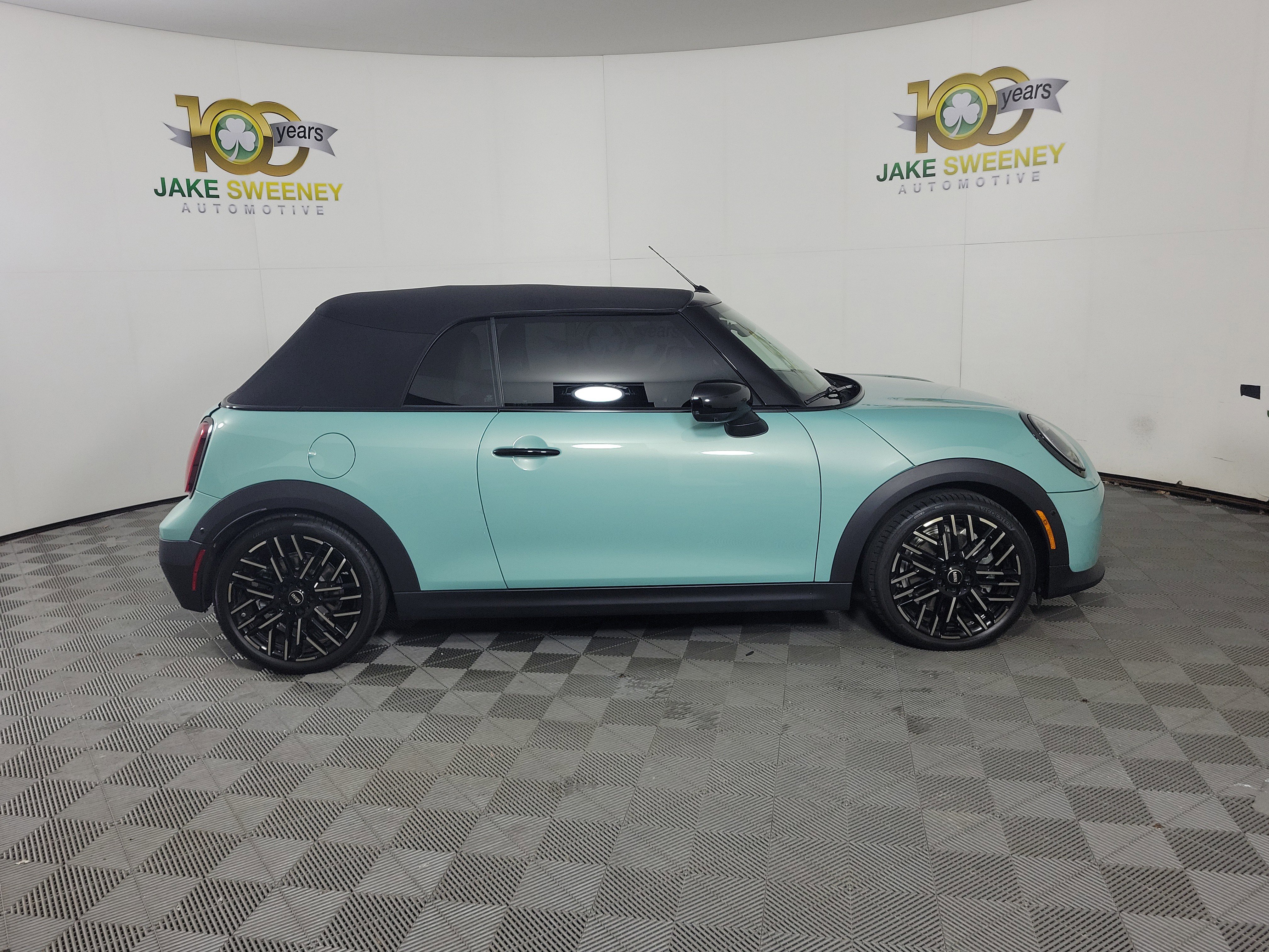 Used 2025 MINI Cooper S FWD image 8