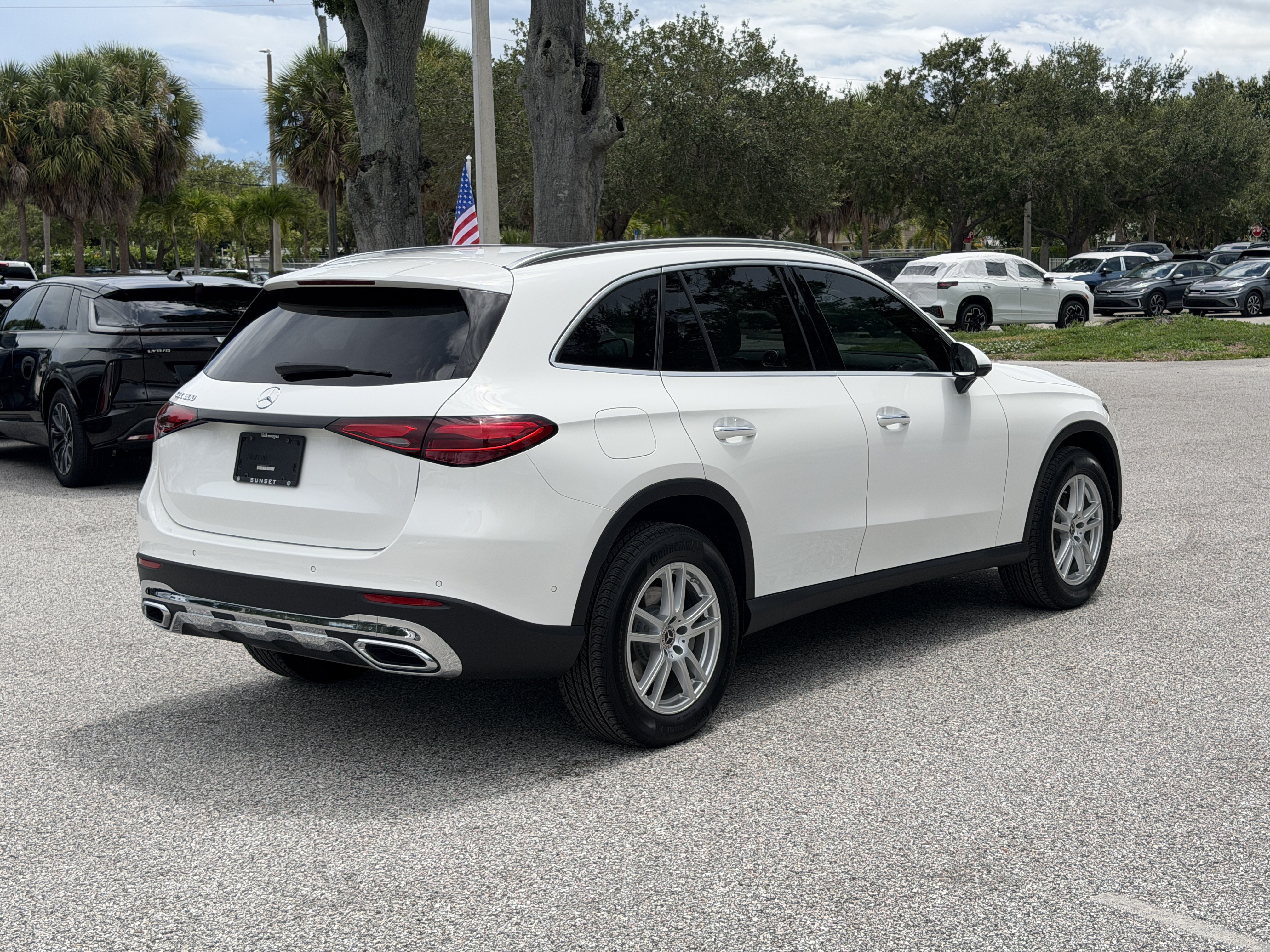 Used 2025 Mercedes-Benz GLC 300 image 7