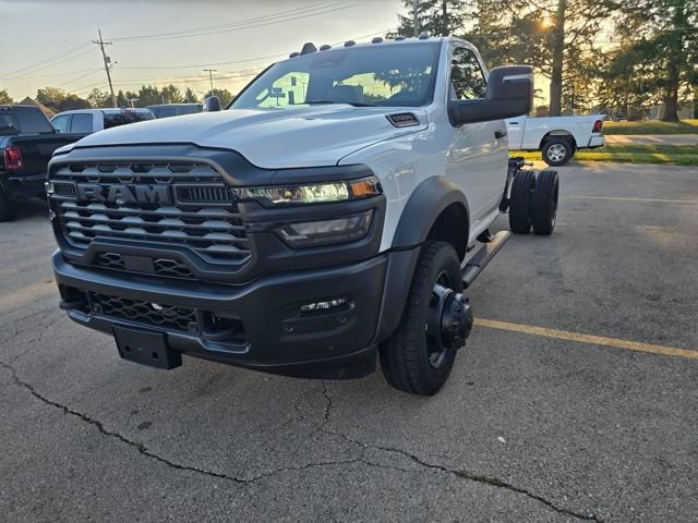 Used 2025 RAM 5500 Tradesman AWD/4WD image 4