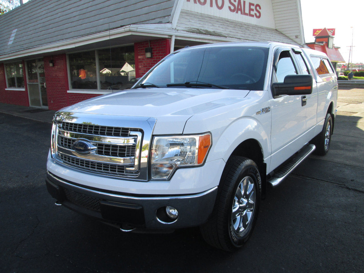 Used 2013 Ford F150 XLT w/ XLT Chrome Pkg image 21