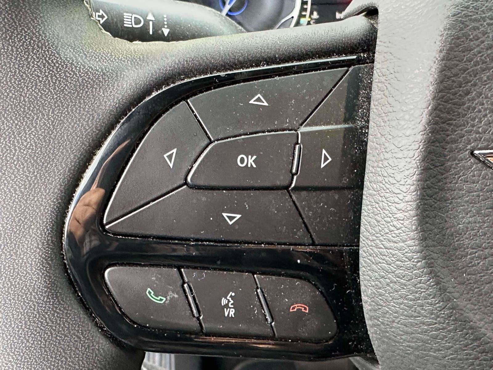 Used 2022 Chrysler Pacifica Limited w/ S Appearance Package image 19