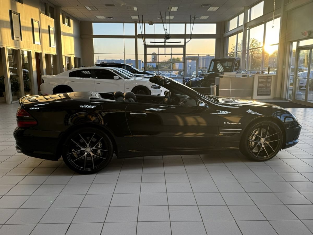 Used 2005 Mercedes-Benz SL 55 AMG image 8