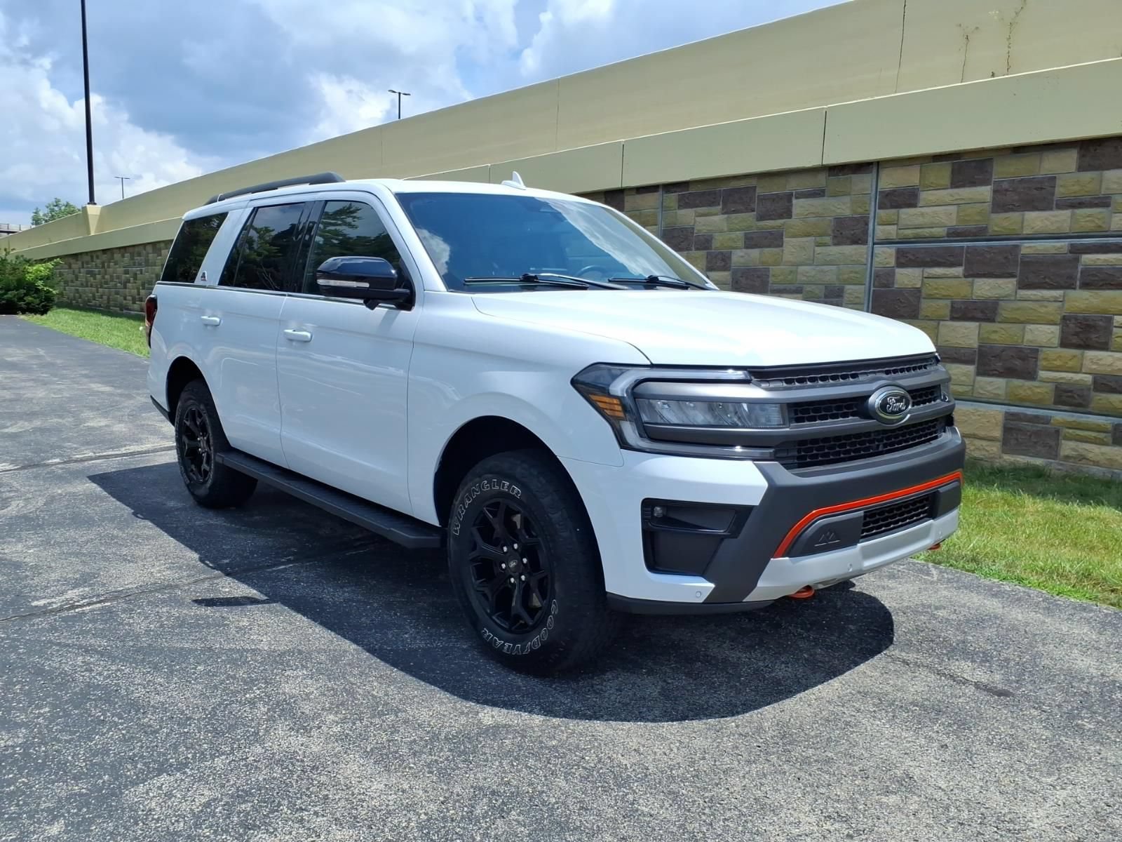 Used 2023 Ford Expedition Timberline AWD/4WD image 2