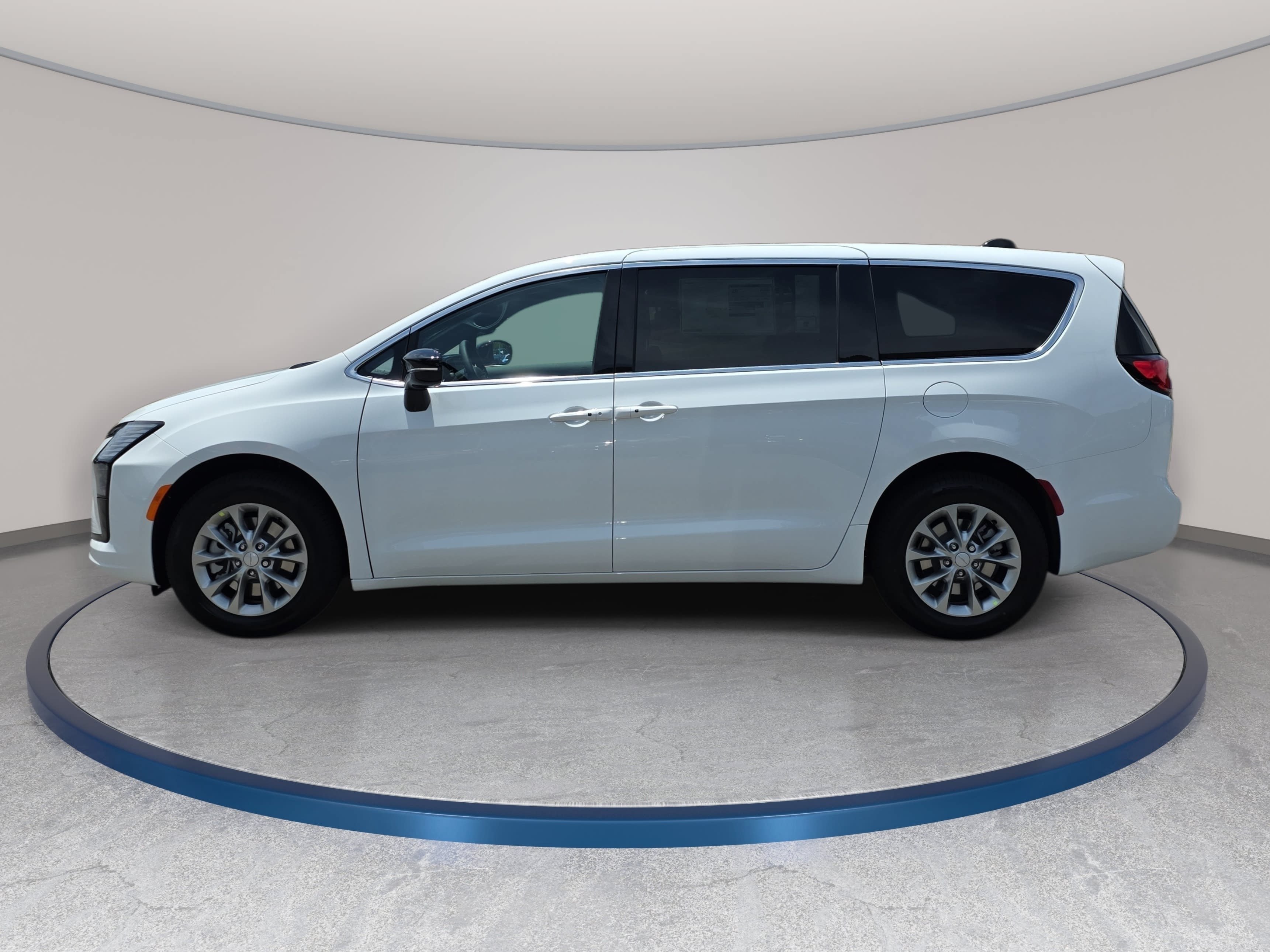 New 2027 Chrysler Pacifica Select AWD/4WD image 8