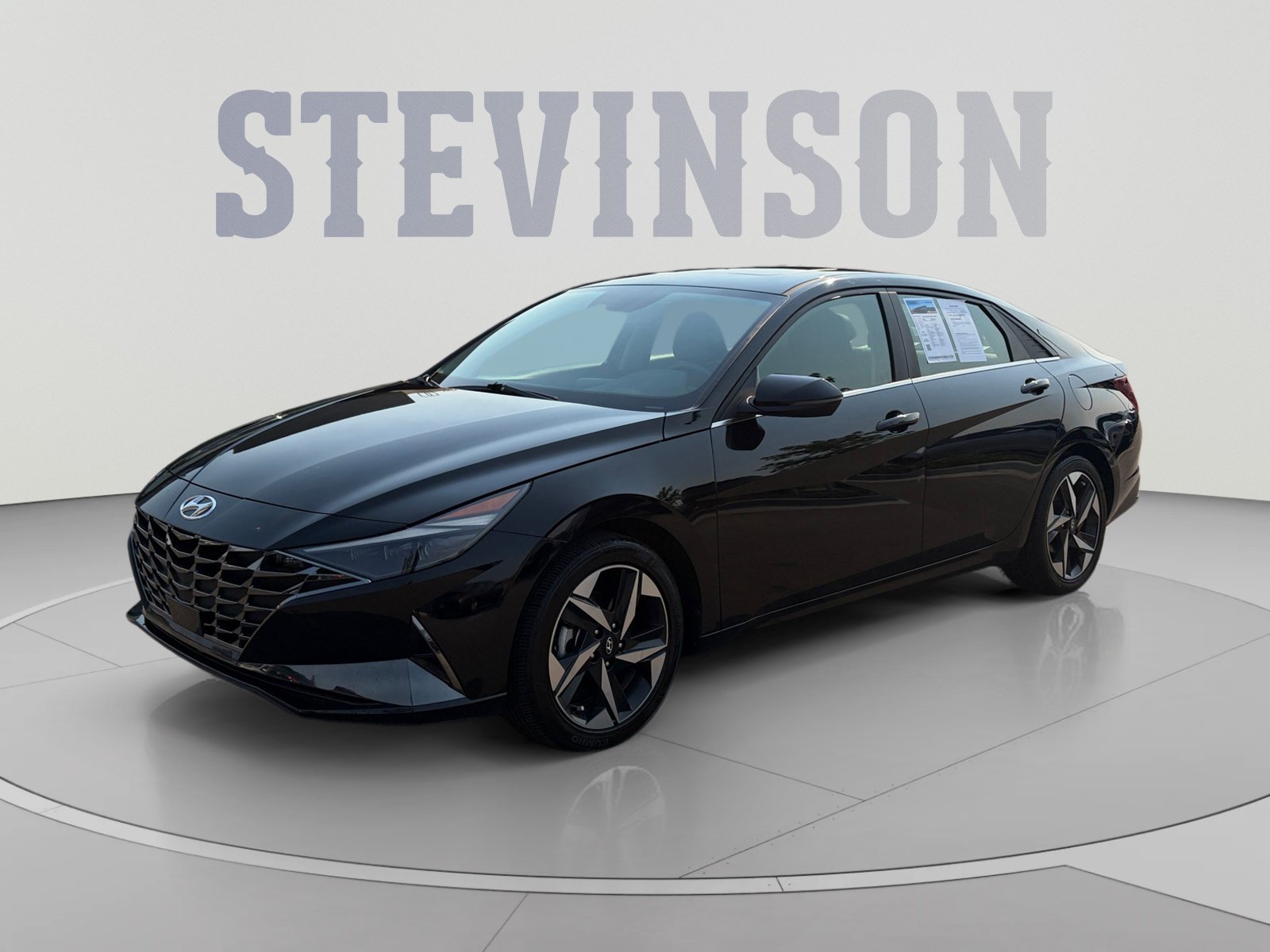 Used 2023 Hyundai Elantra Limited w/ Cargo Package FWD image 1