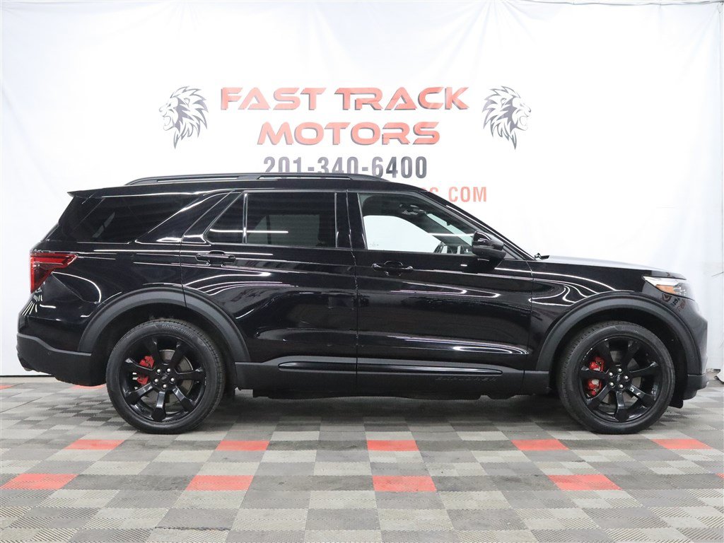 Used 2022 Ford Explorer ST w/ Equipment Group 401A AWD/4WD image 4