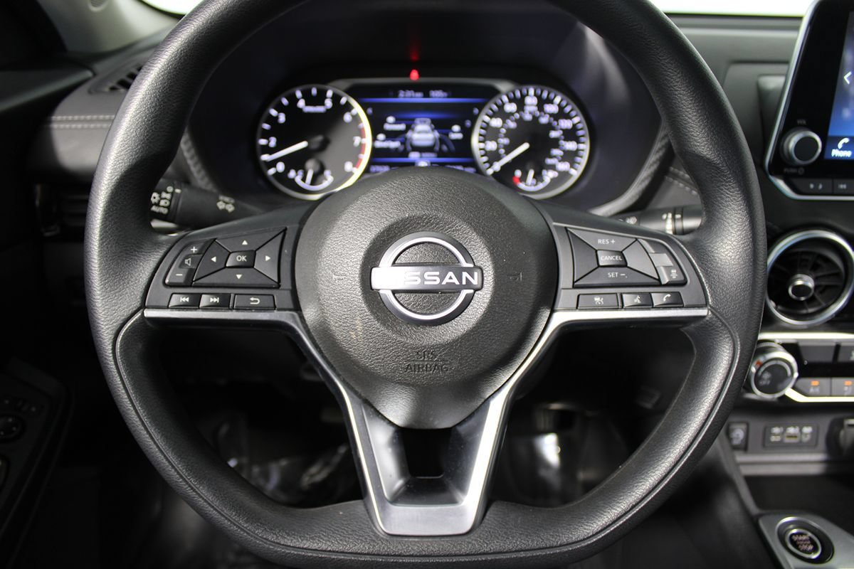 Used 2024 Nissan Sentra SV FWD image 6