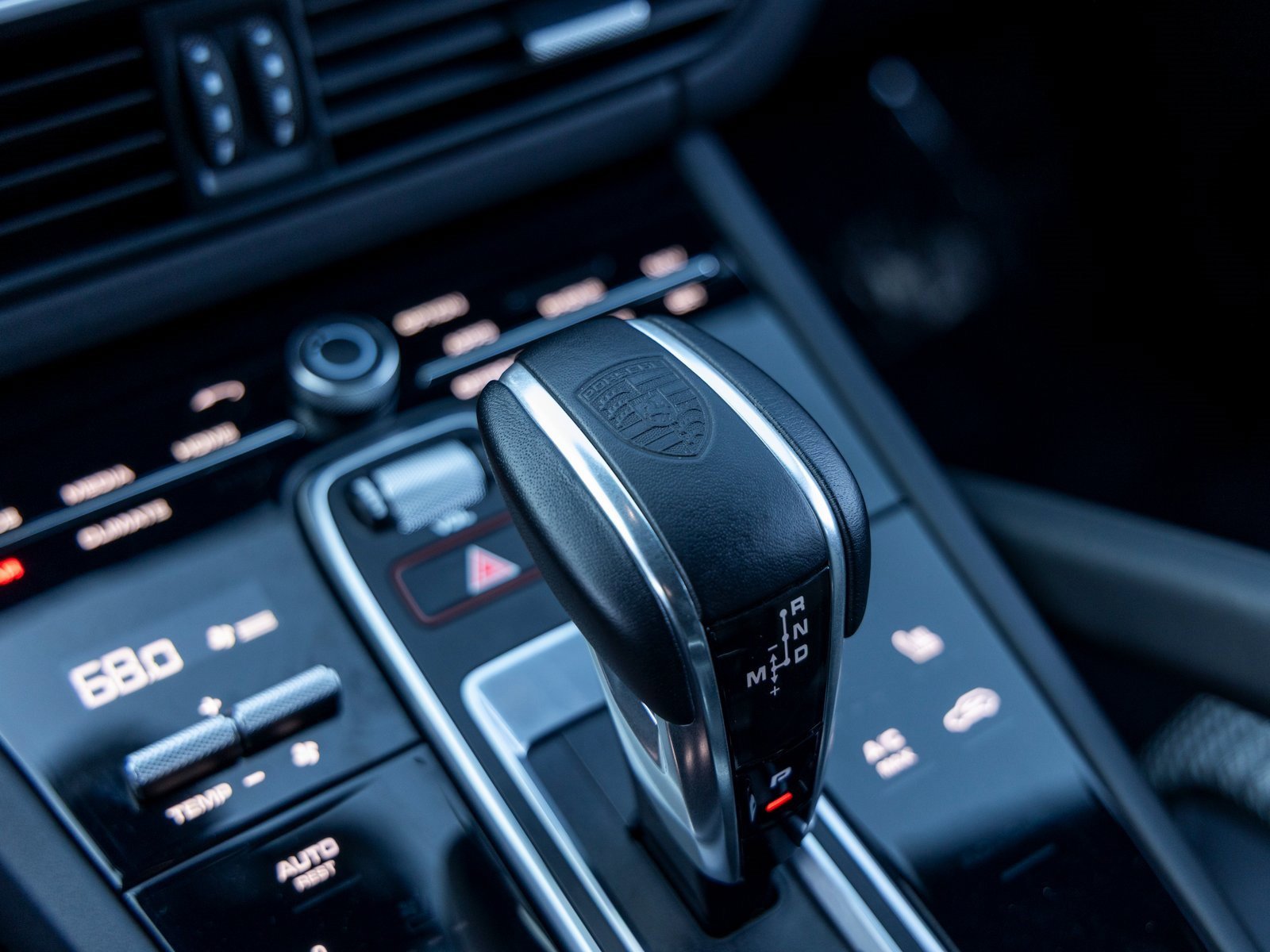 Certified 2020 Porsche Cayenne Turbo image 46