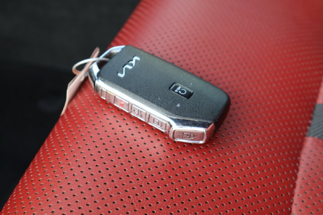 Used 2023 Kia K5 GT-Line AWD/4WD image 32