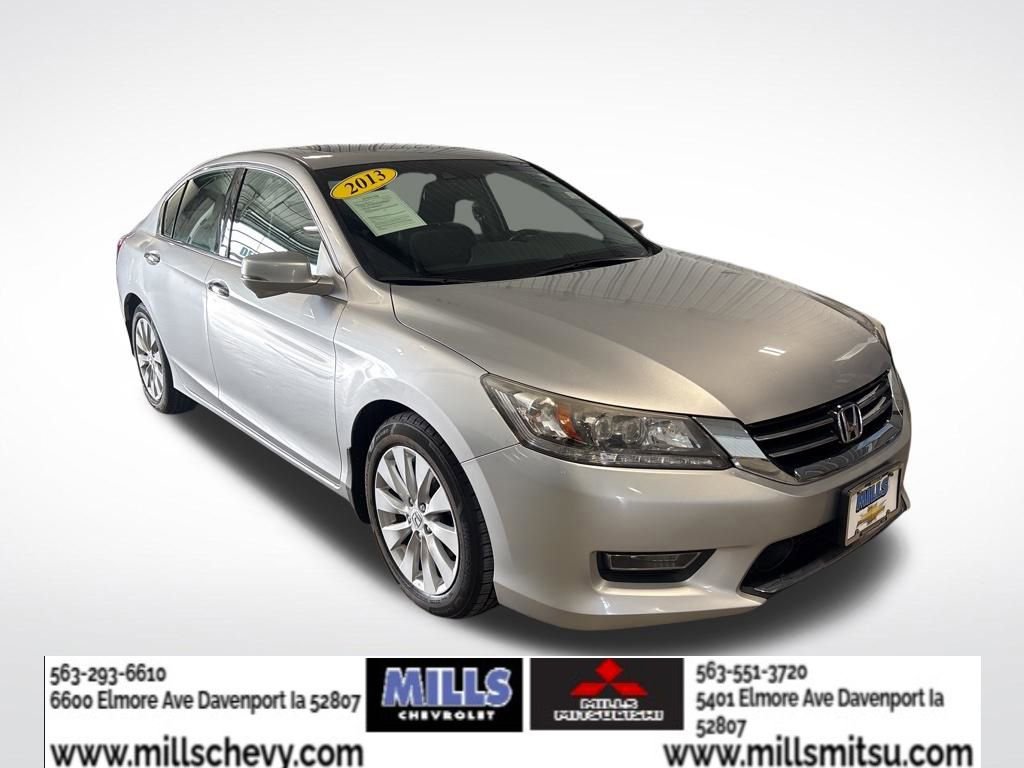 Used 2013 Honda Accord Touring image 3