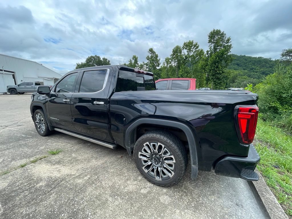 Used 2025 GMC Sierra 1500 Denali Ultimate AWD/4WD image 8
