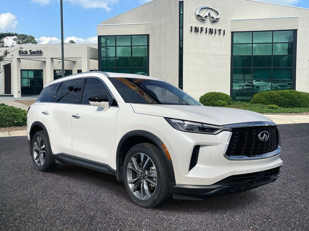 Used 2025 INFINITI QX60 Luxe image 1
