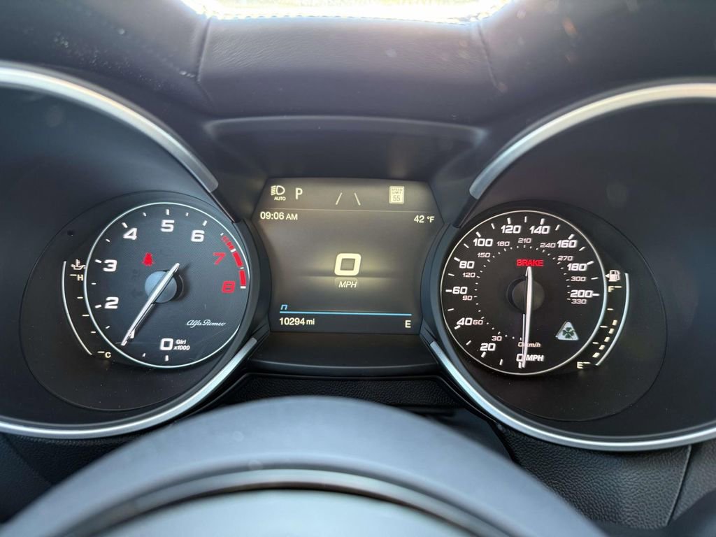 Used 2023 Alfa Romeo Stelvio Quadrifoglio w/ Active Assist Plus Package image 29