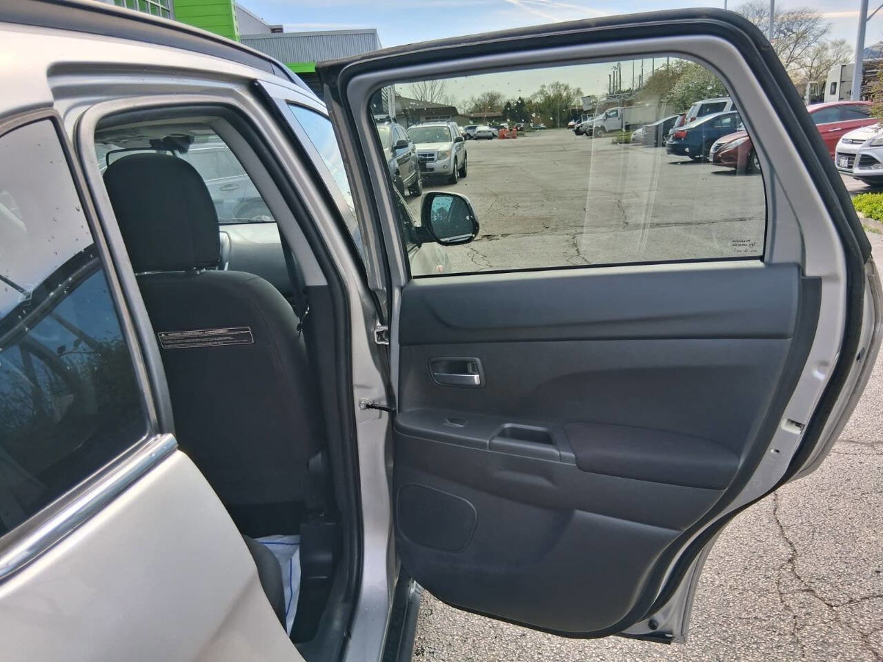 Used 2013 Mitsubishi Outlander Sport SE AWD/4WD image 13
