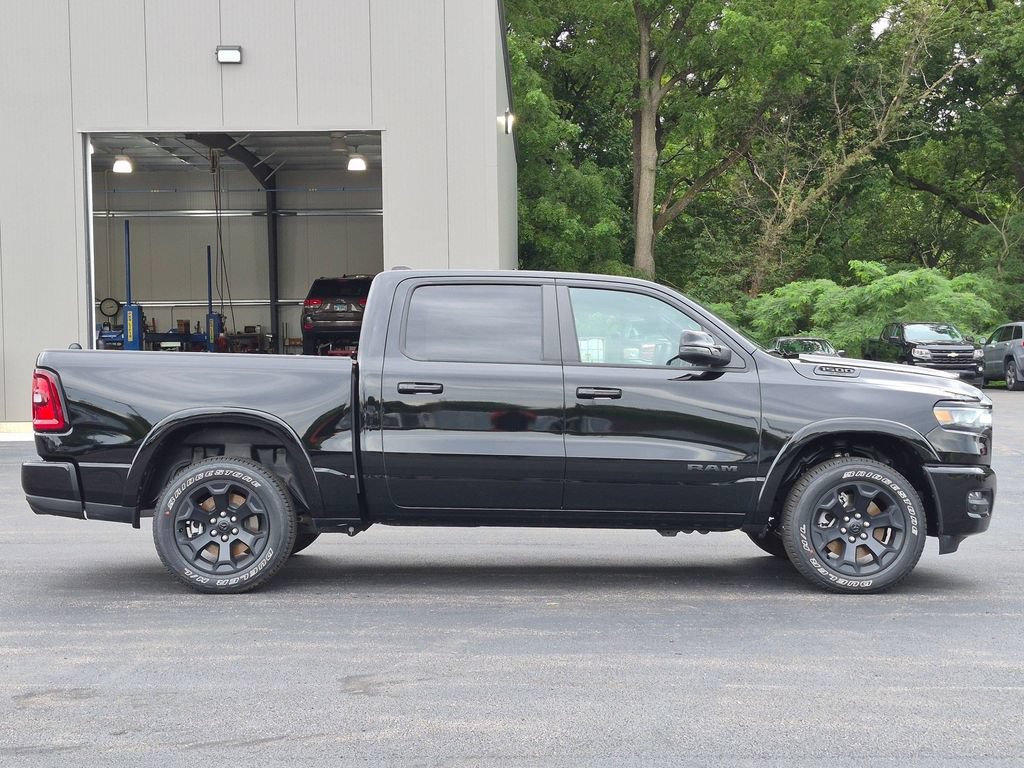 Used 2025 RAM 1500 Big Horn AWD/4WD image 8