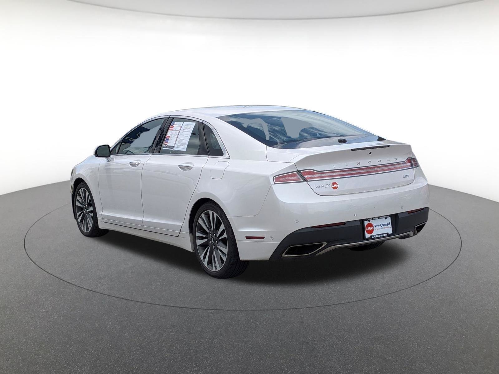 Used 2020 Lincoln MKZ Reserve FWD image 4