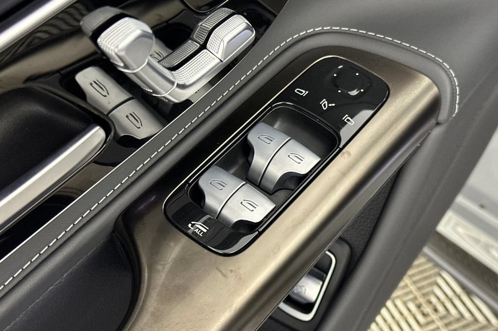 Certified 2025 Mercedes-Benz SL 43 AMG image 16