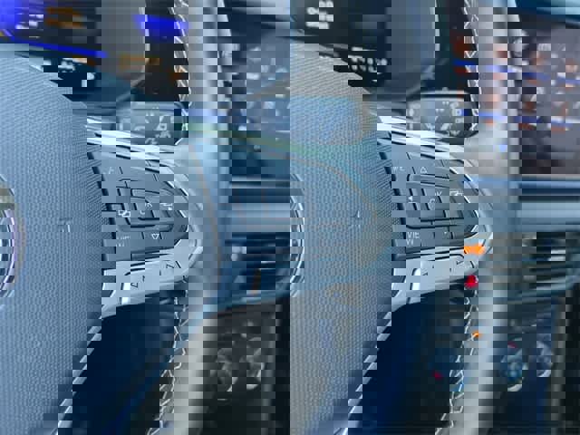 Used 2022 Volkswagen Taos SE image 25