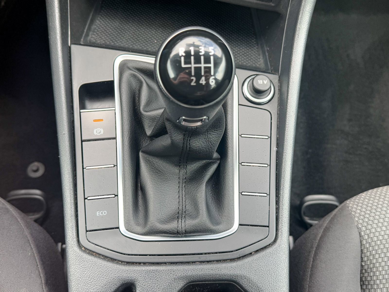 Used 2020 Volkswagen Jetta S FWD image 31
