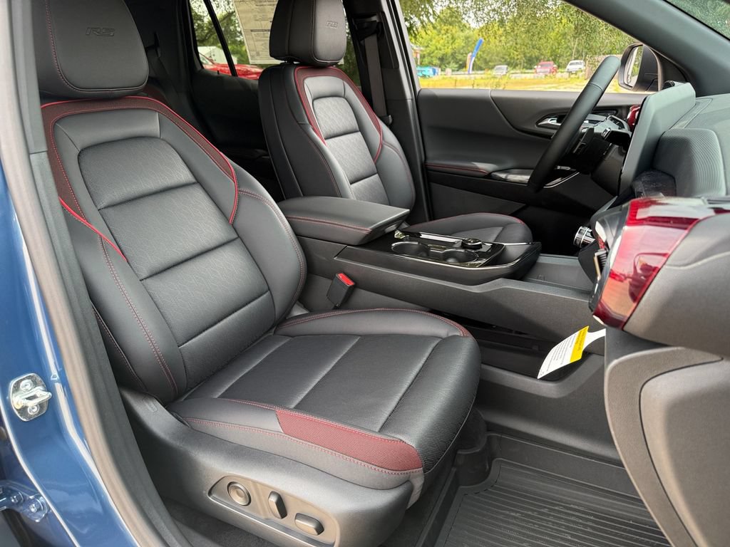 New 2027 Chevrolet Equinox RS w/ Convenience Package III AWD/4WD image 39