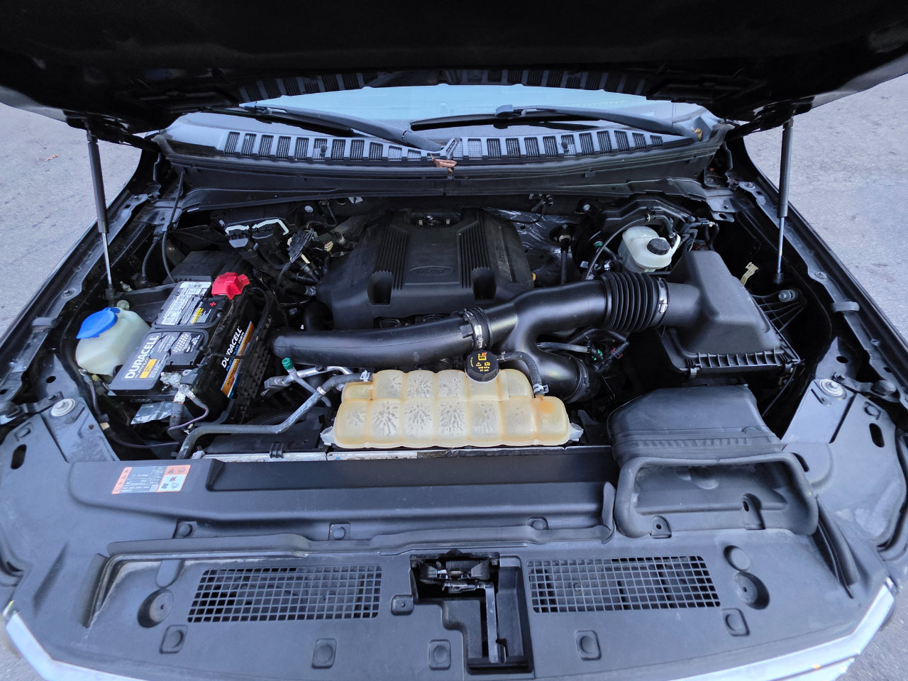 Used 2018 Ford Expedition Limited image 27