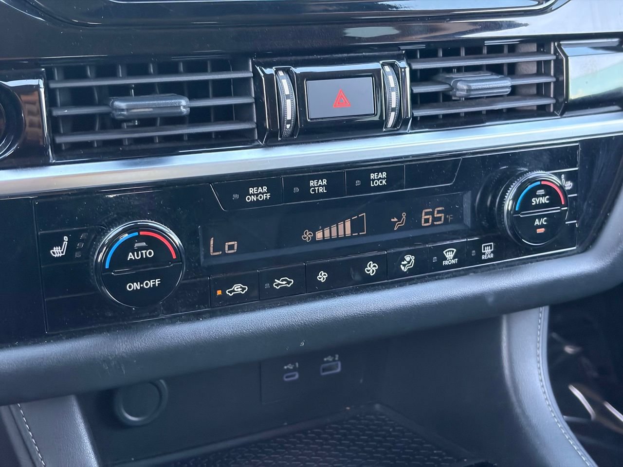 Certified 2025 Nissan Pathfinder SV AWD/4WD image 25