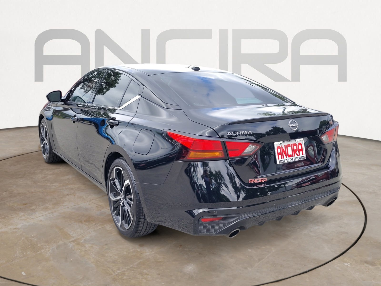 Certified 2025 Nissan Altima 2.5 SR FWD image 9