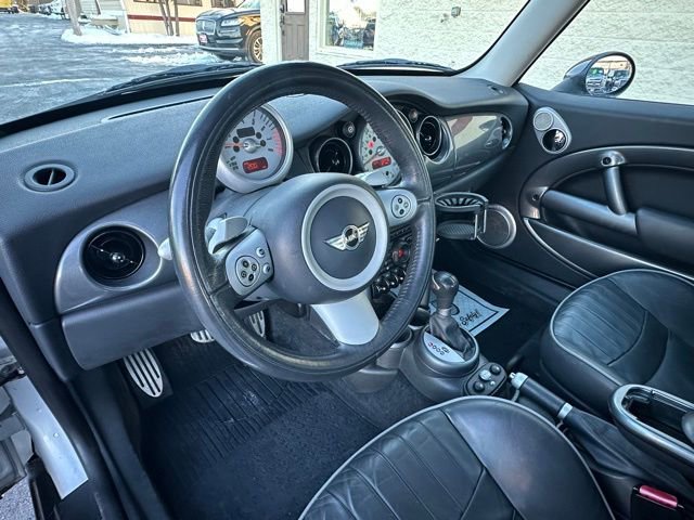Used 2006 MINI Cooper S image 3