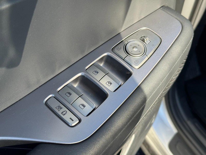 Used 2024 Hyundai Palisade SEL image 25