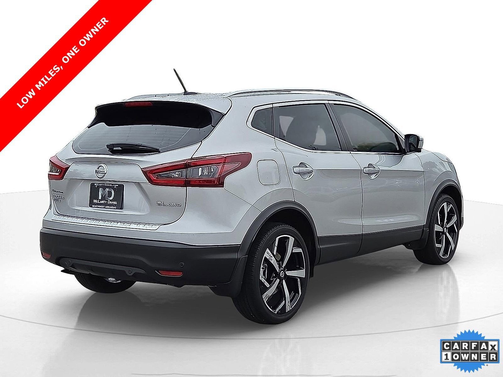 Used 2022 Nissan Rogue Sport SL w/ Premium Package image 5