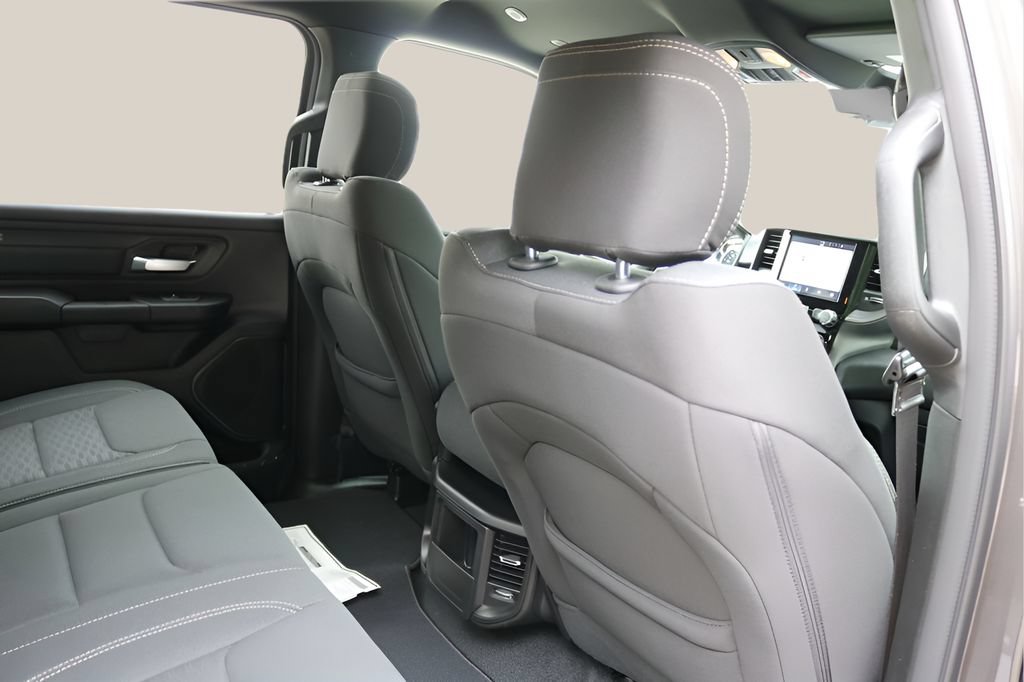 New 2026 RAM 1500 Express RWD image 17