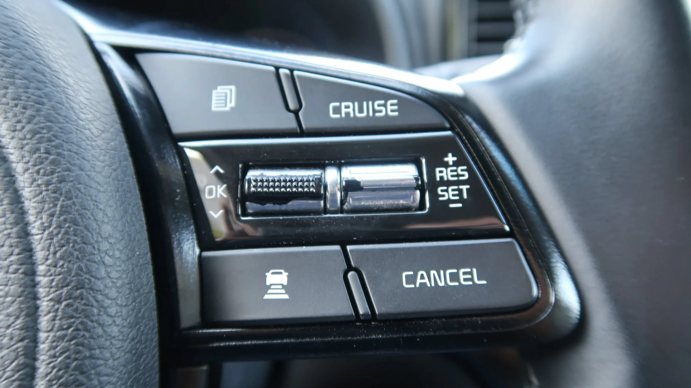 Used 2020 Kia Sportage EX w/ Option Group 15 FWD image 38