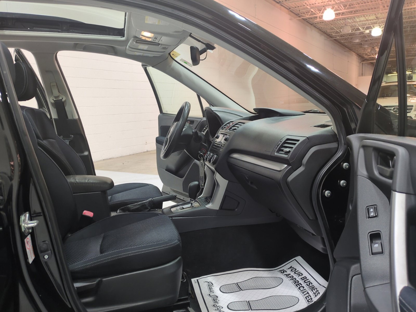 Used 2015 Subaru Forester 2.5i Premium w/ All-Weather Package AWD/4WD image 9