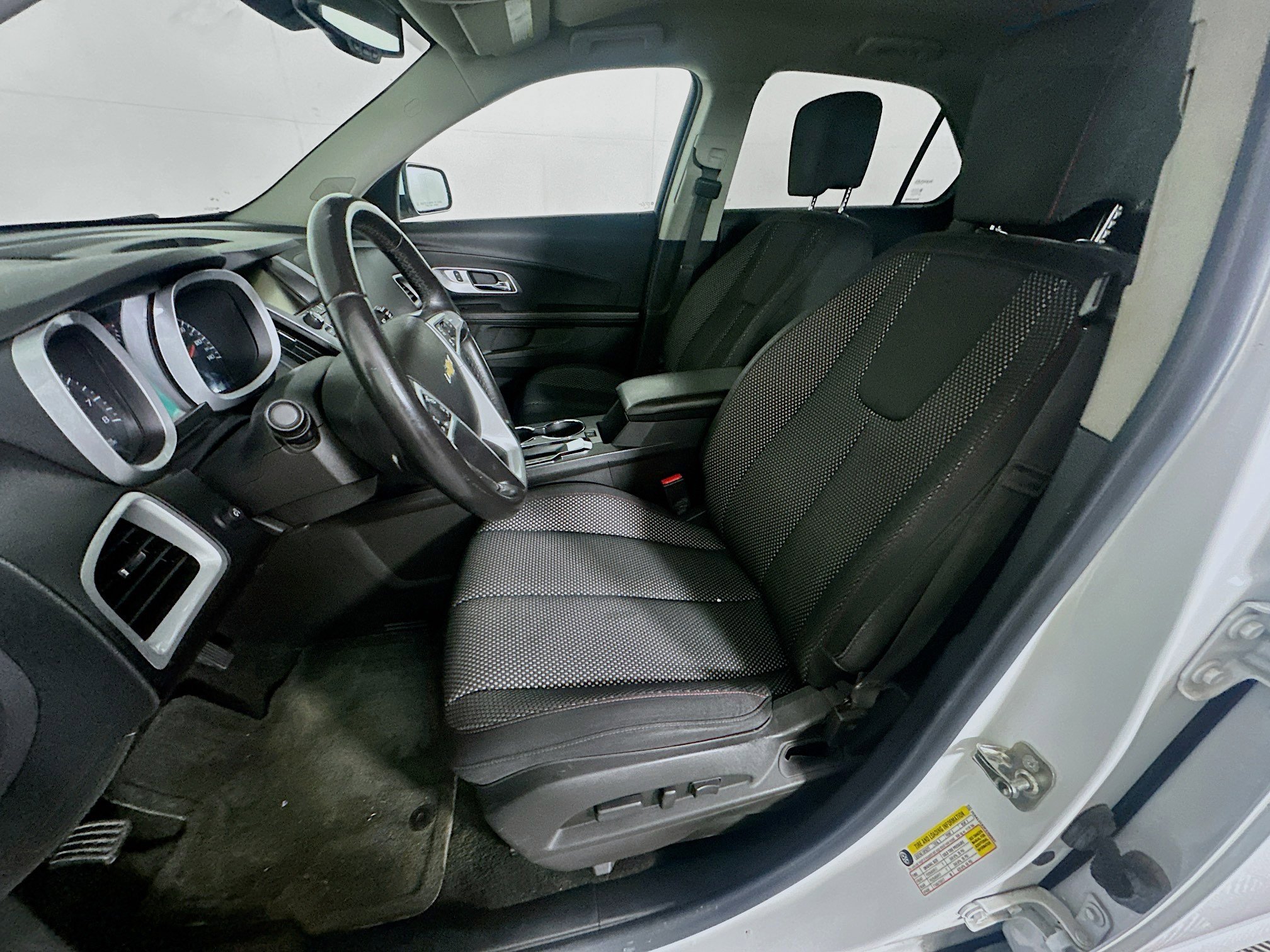 Used 2015 Chevrolet Equinox LT w/ Power Convenience Package image 13