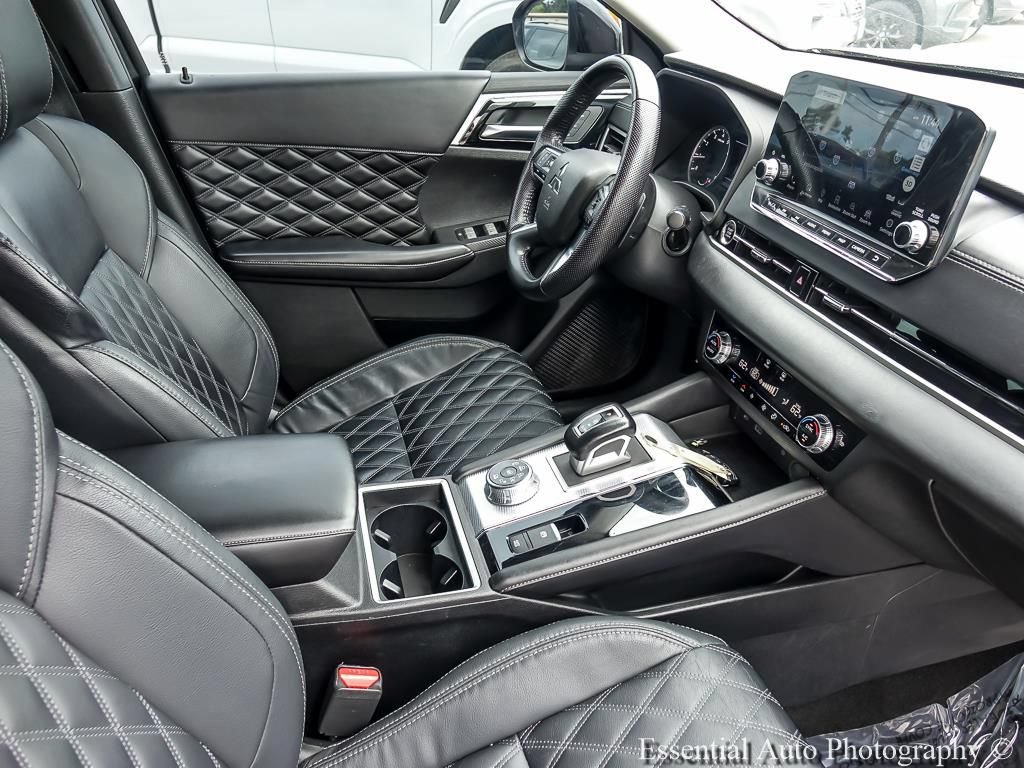 Used 2022 Mitsubishi Outlander SEL AWD/4WD image 27