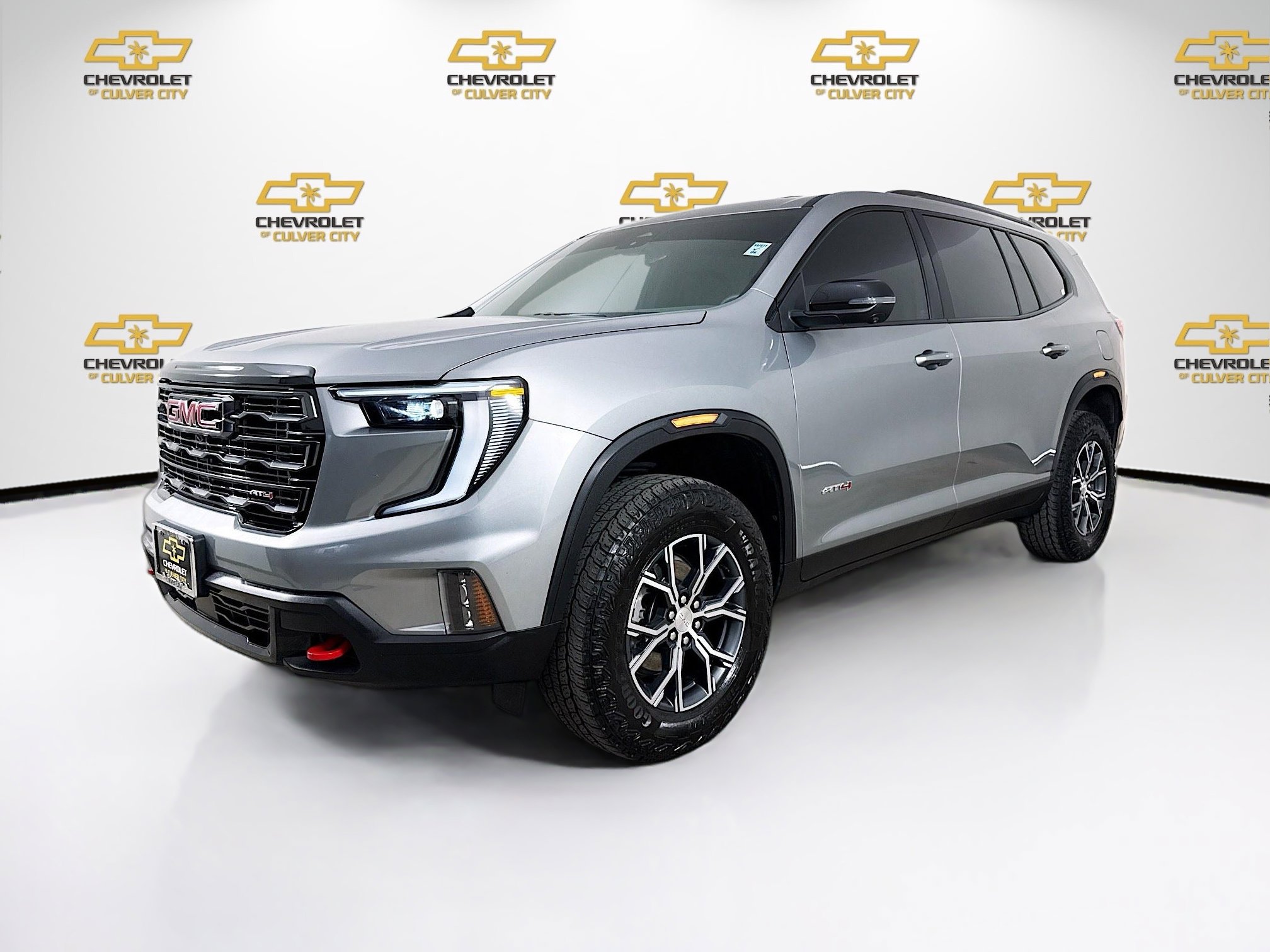 Used 2024 GMC Acadia AT4 w/ Luxury Package AWD/4WD image 3