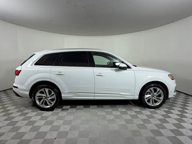 Used 2023 Audi Q7 3.0T Premium Plus AWD/4WD image 8