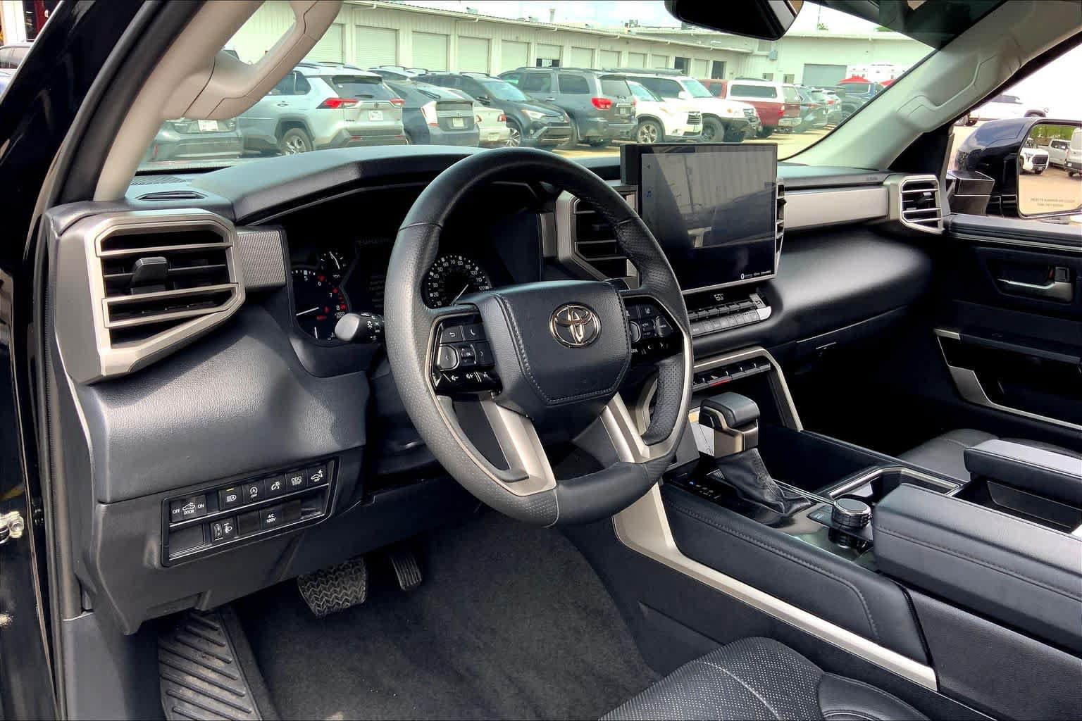 Used 2023 Toyota Tundra Limited w/ Power Package RWD image 18