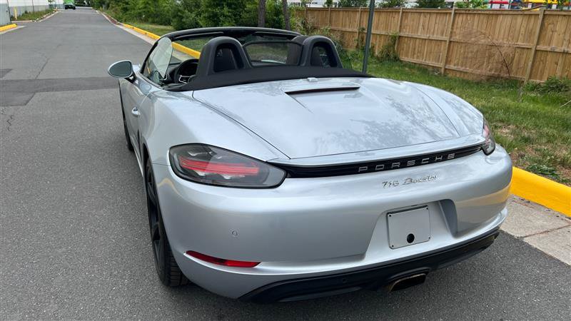 Used 2018 Porsche 718 Boxster RWD image 69