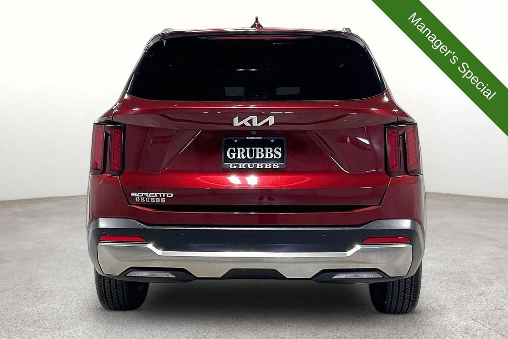 Used 2025 Kia Sorento S w/ Panoramic Sunroof Package FWD image 5