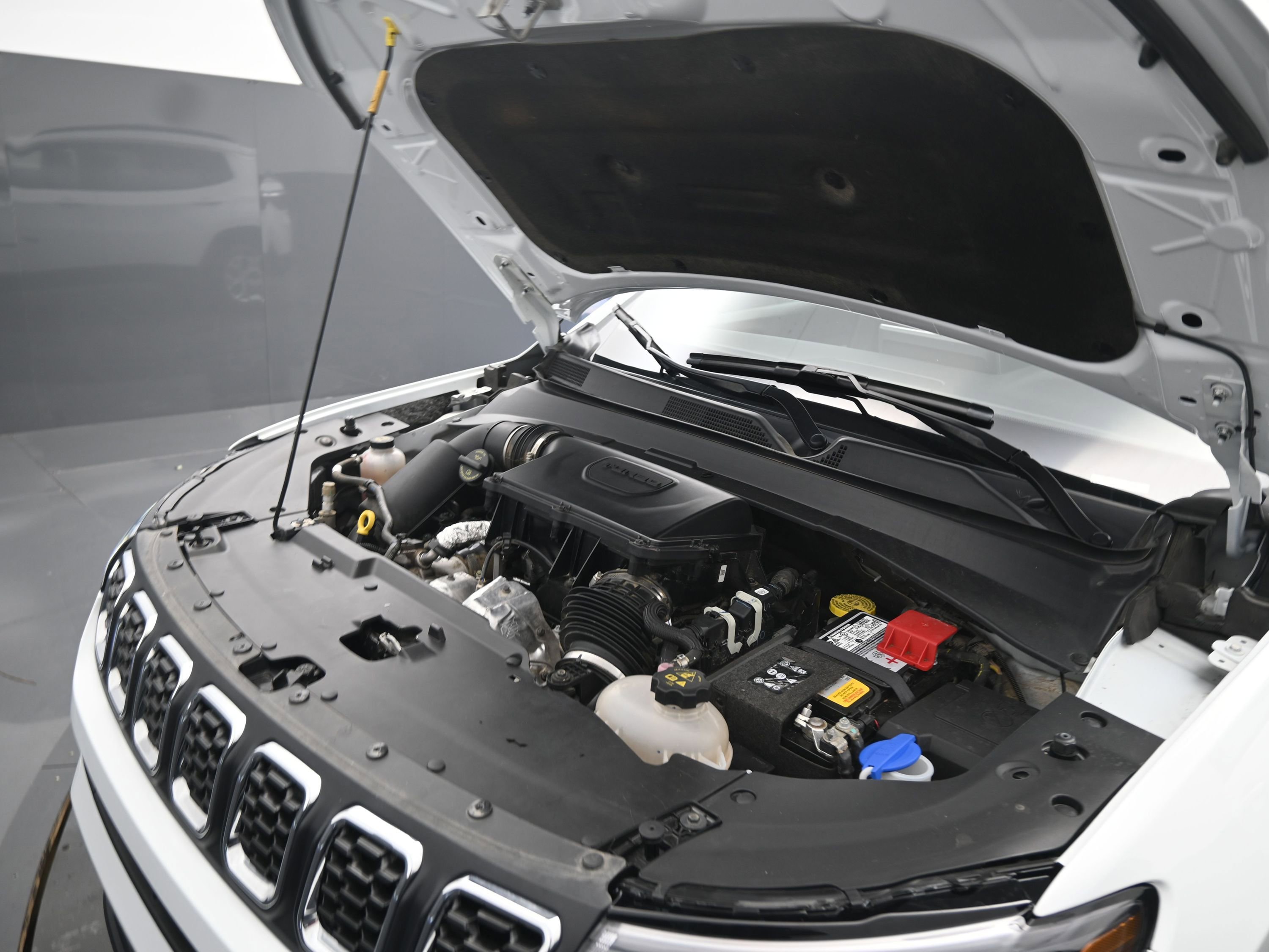 Used 2024 Jeep Compass Latitude image 22