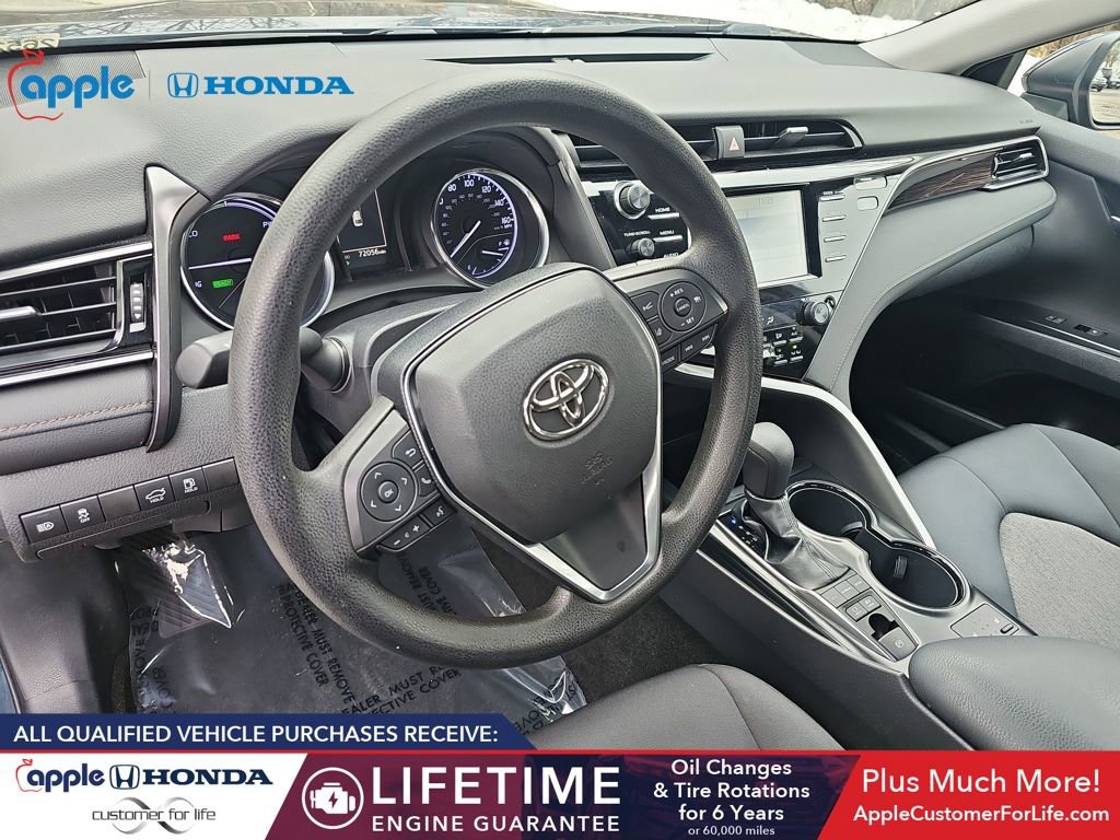 Used 2019 Toyota Camry LE image 10