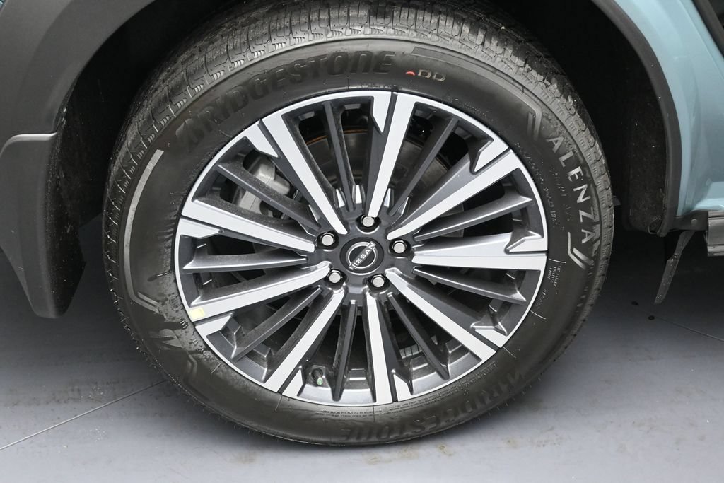 New 2026 Nissan Pathfinder Platinum w/ Accent Package AWD/4WD image 5