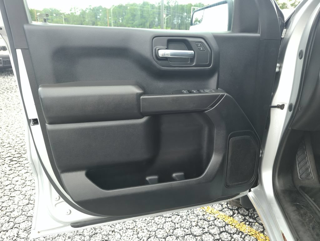 Used 2021 Chevrolet Silverado 1500 Custom Trail Boss w/ LPO, Dark Essentials Package AWD/4WD image 17