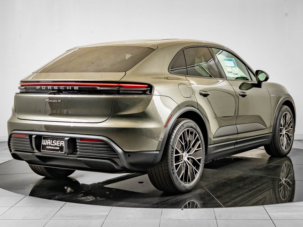 New 2026 Porsche Macan 4 Electric AWD/4WD image 8